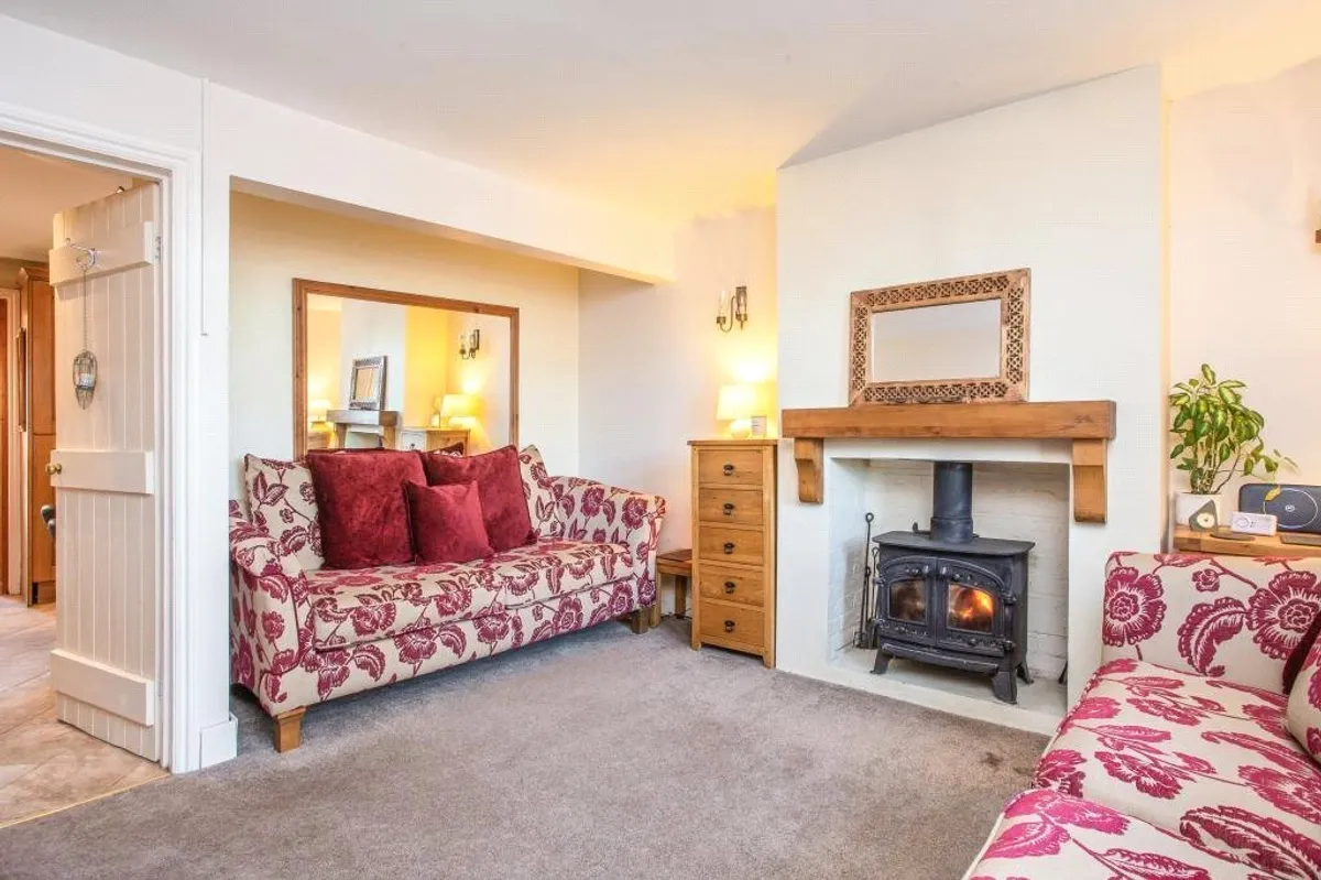 Oakdene, Little London, RG26