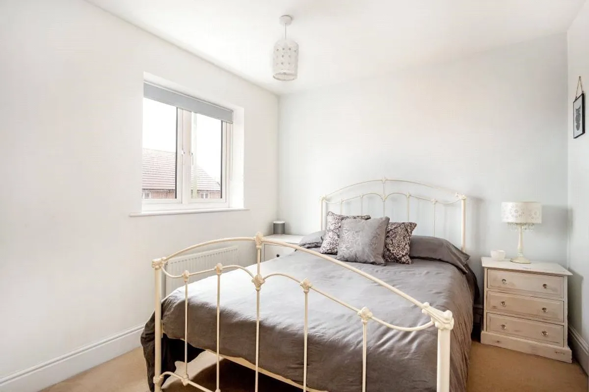 Keble Road, Basingstoke, RG24