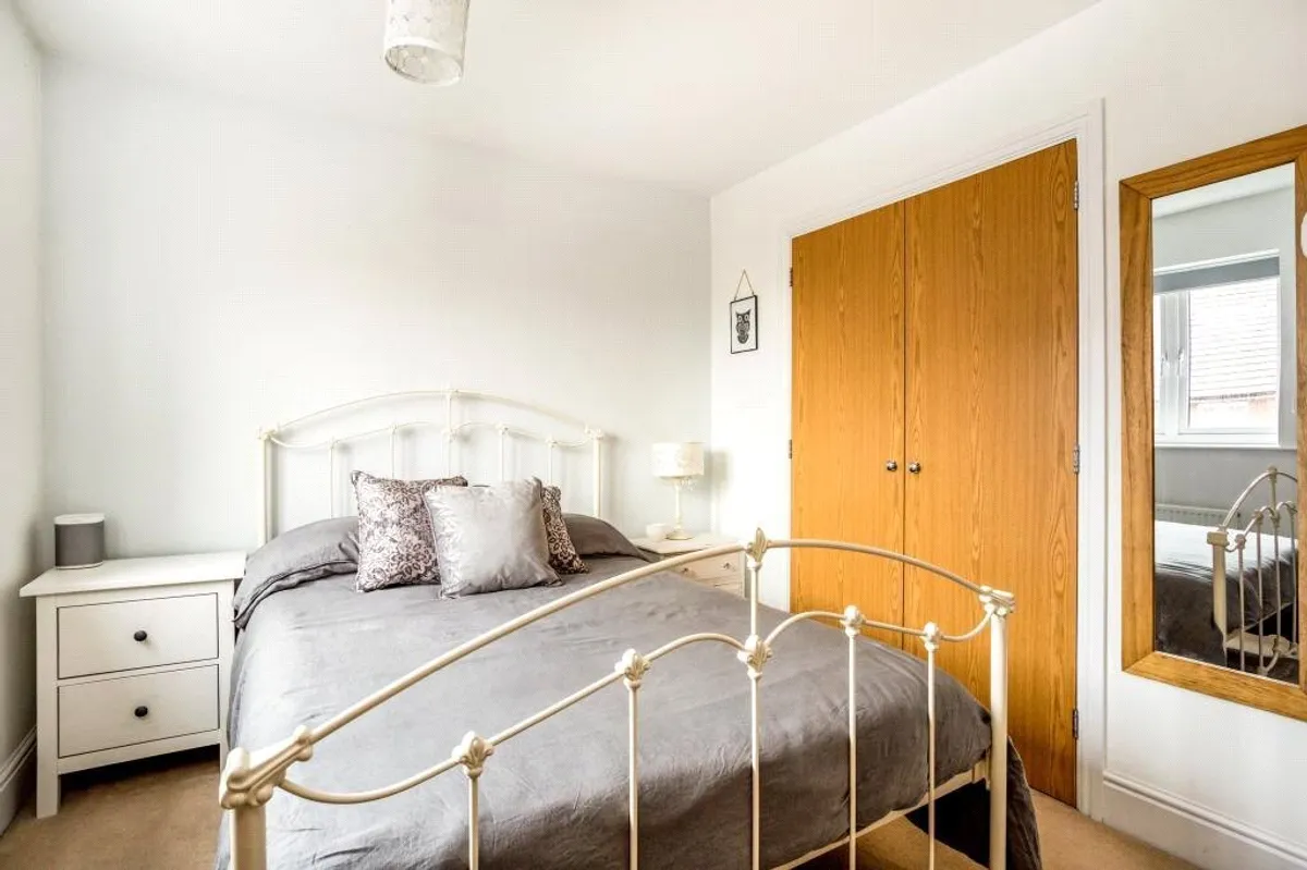 Keble Road, Basingstoke, RG24