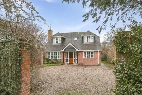 Woodcot, Silchester, RG7