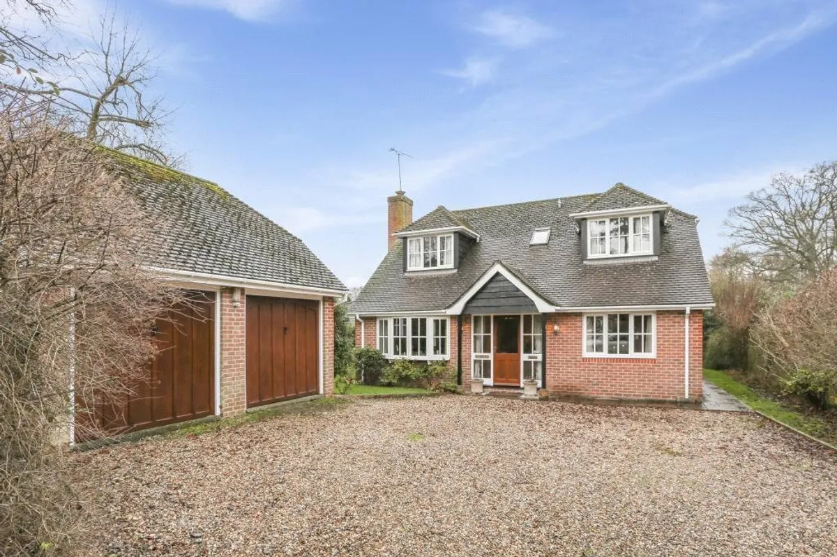 Woodcot, Silchester, RG7