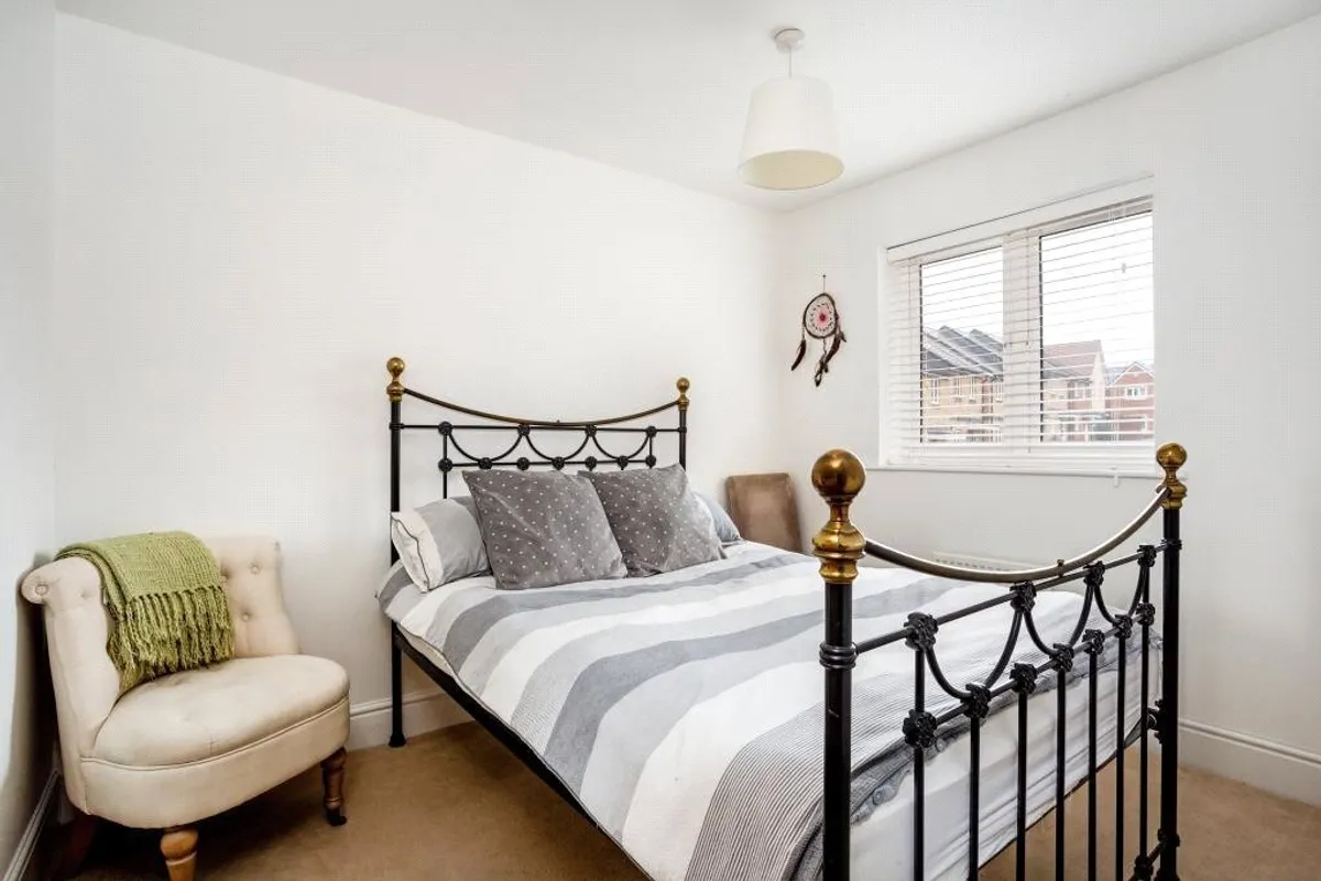 Keble Road, Basingstoke, RG24