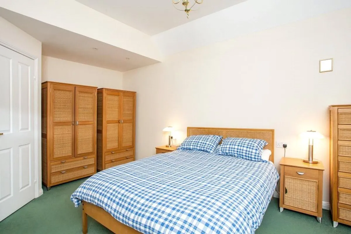 Wallis Drive, Bramley, RG26