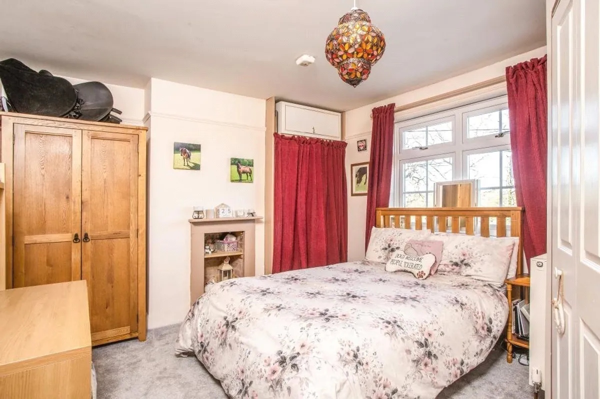 Oakdene, Little London, RG26