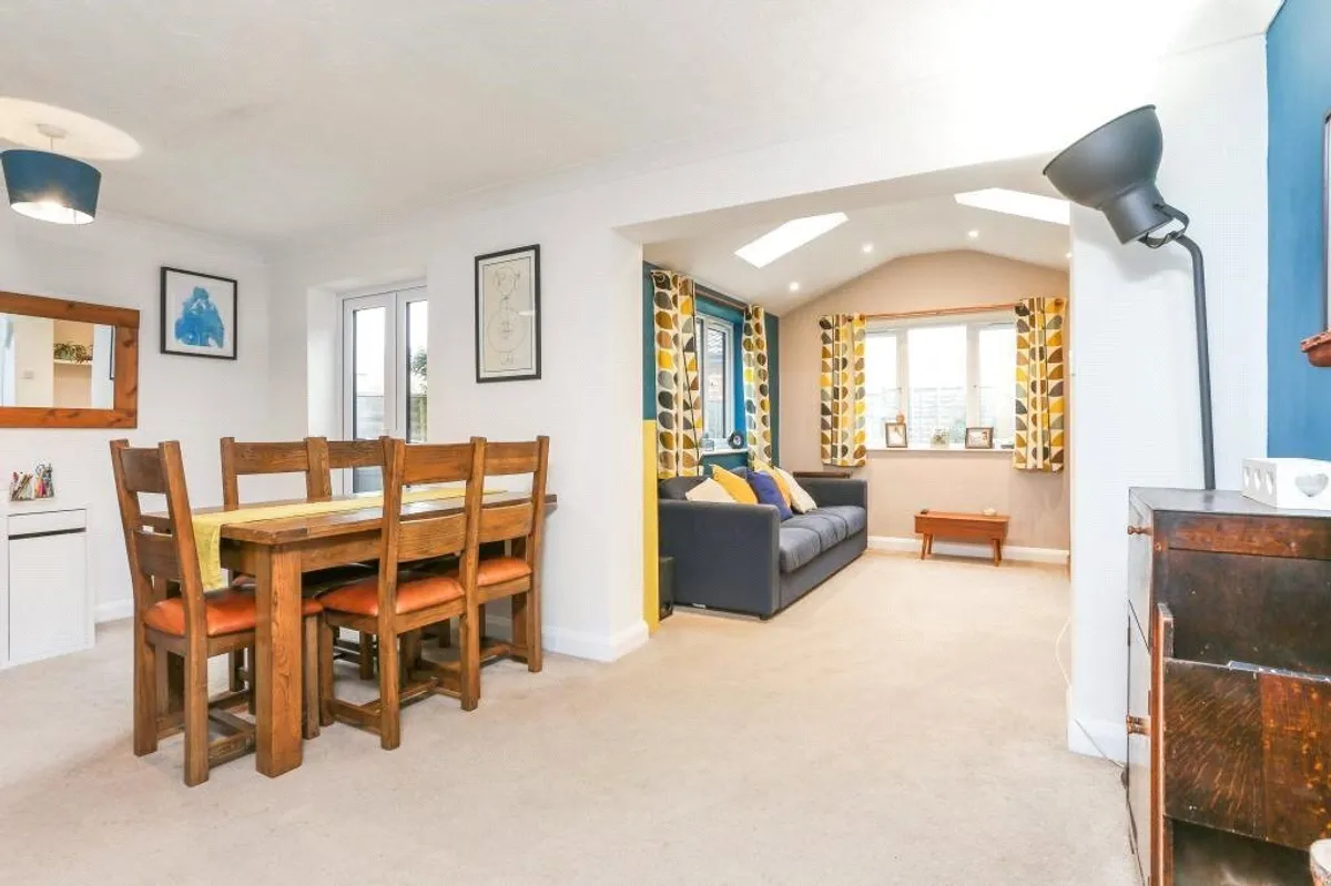 Burydown Mead, North Waltham, RG25