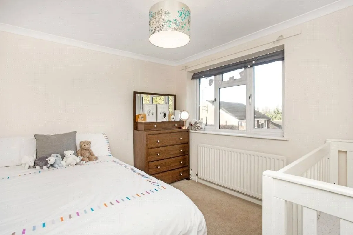 Almond Close, Old Basing, RG24