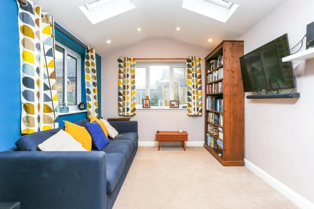 Burydown Mead, North Waltham, RG25