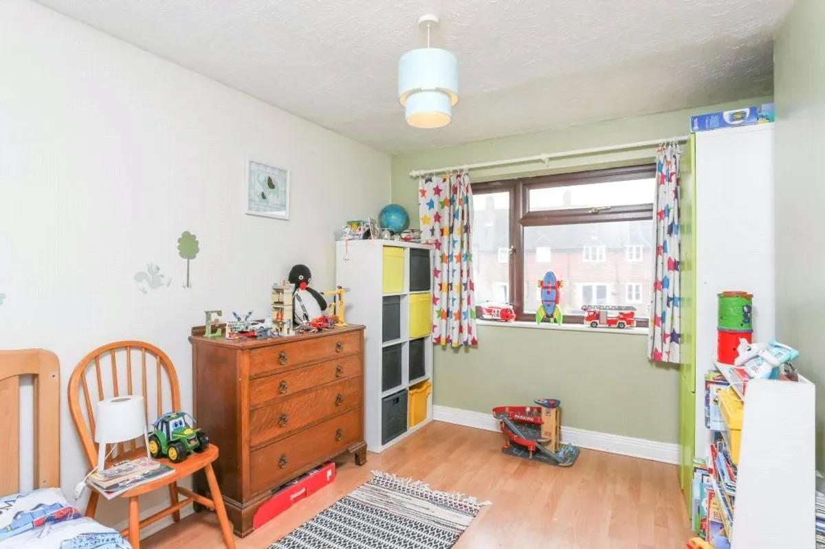 Burydown Mead, North Waltham, RG25