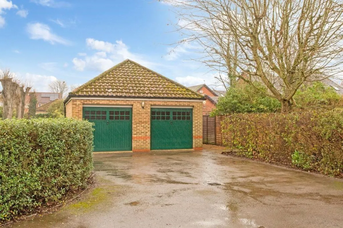 Wallis Drive, Bramley, RG26