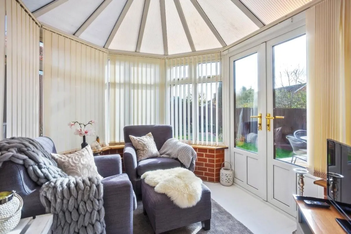 Saffron Close, Chineham, RG24