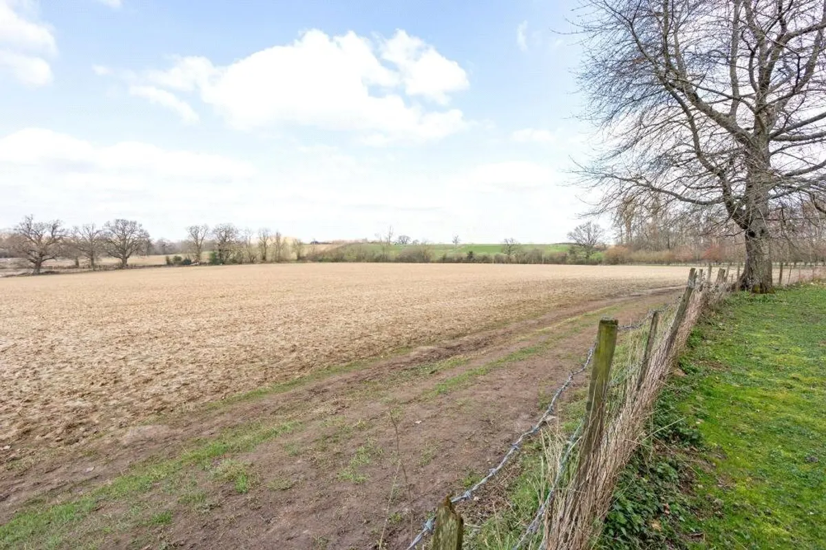 Moat Cottage, Sherfield On Loddon, RG27
