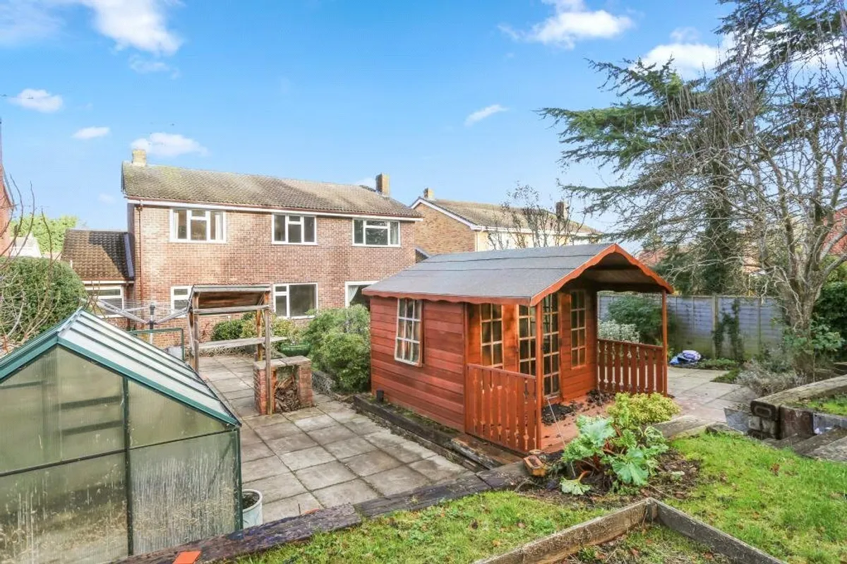 Ringshall Gardens, Bramley, RG26