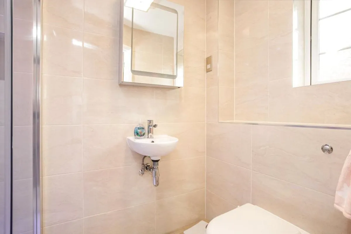 Balsan Close, Basingstoke, RG24