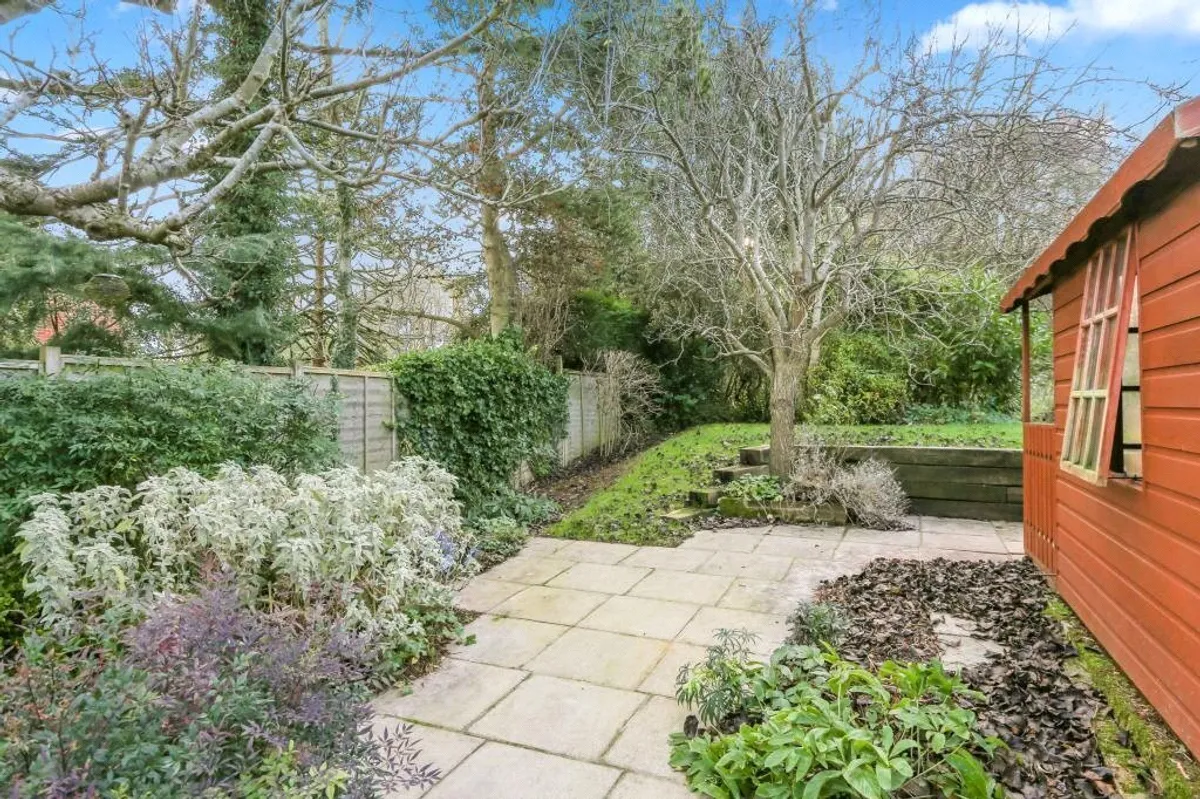 Ringshall Gardens, Bramley, RG26