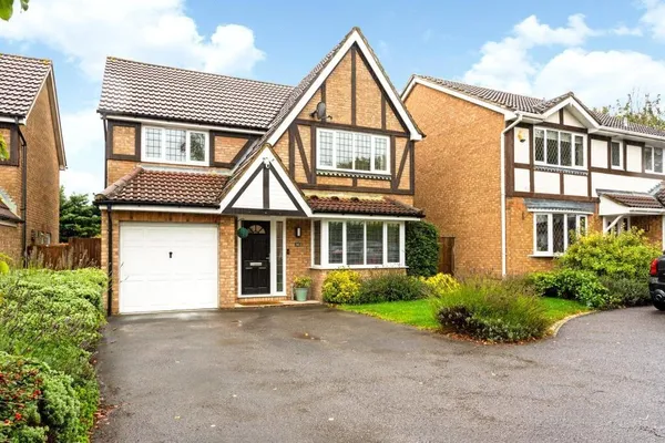 Belmont Heights, Hatch Warren, RG22