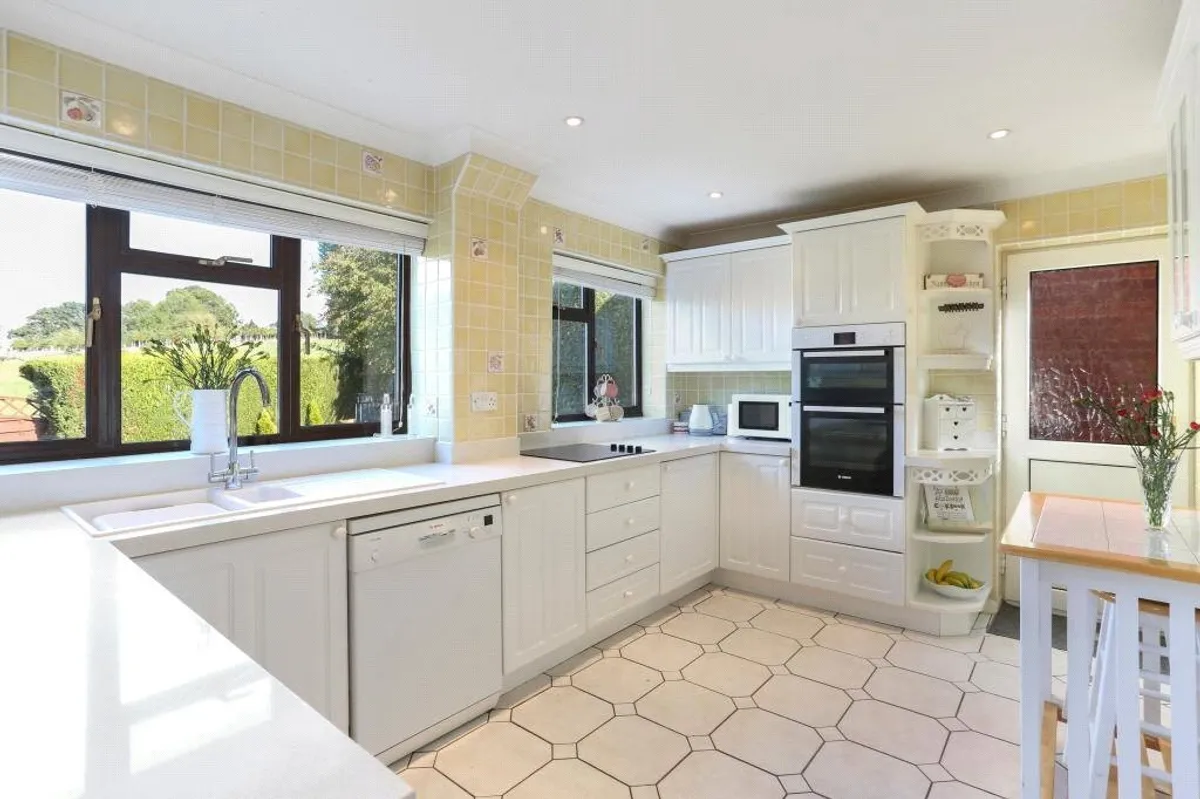 Vyne Meadow, Sherborne St John, RG24