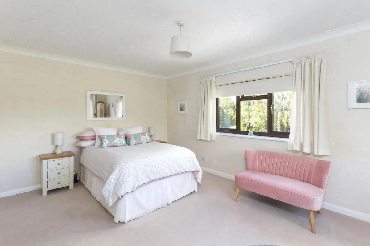 Vyne Meadow, Sherborne St John, RG24