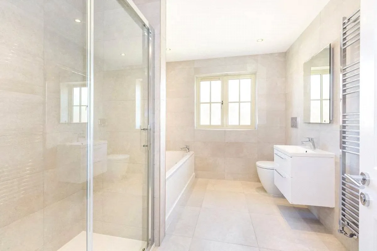 Langdale Rise, Cliddesden, Basingstoke, RG25