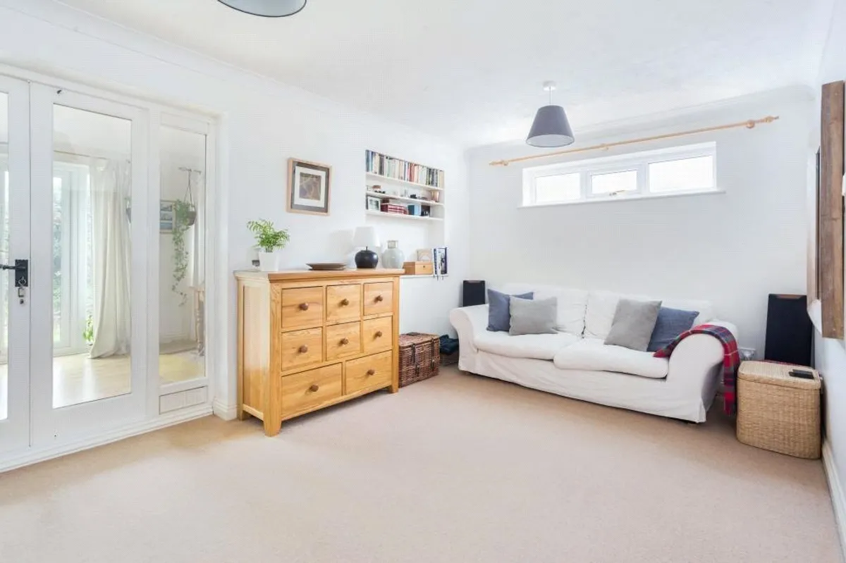 Meadow Rise, North Waltham, RG25