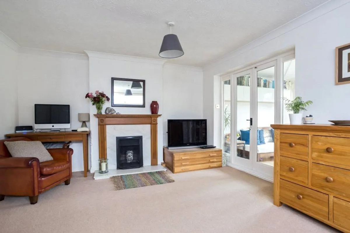 Meadow Rise, North Waltham, RG25