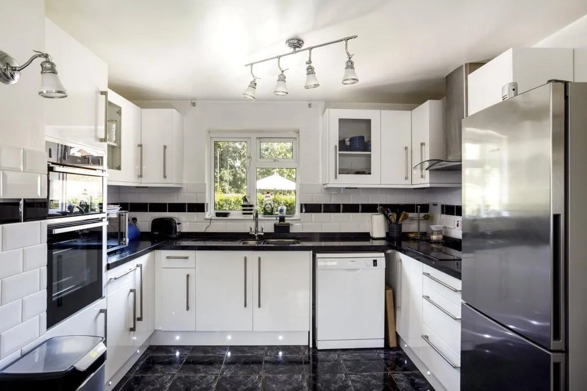 North Row, Bramley, RG26