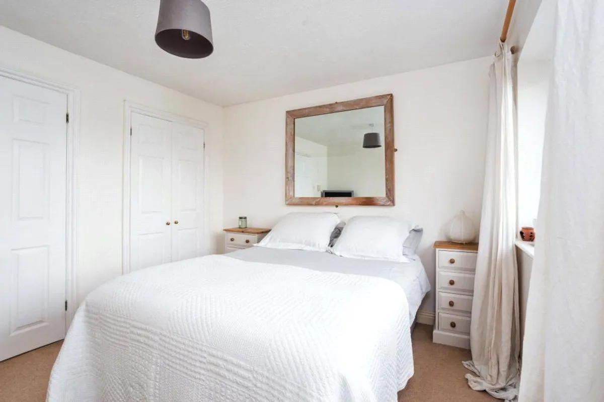 Meadow Rise, North Waltham, RG25