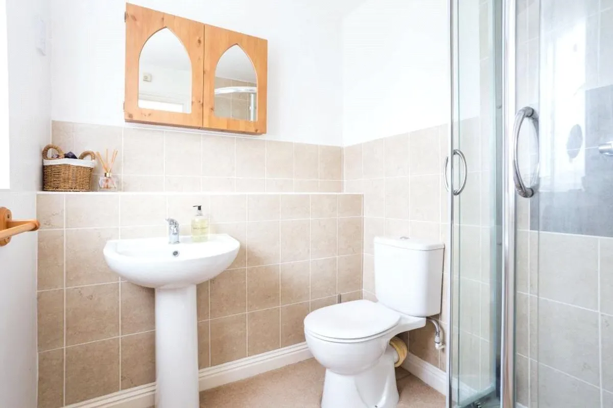Meadow Rise, North Waltham, RG25