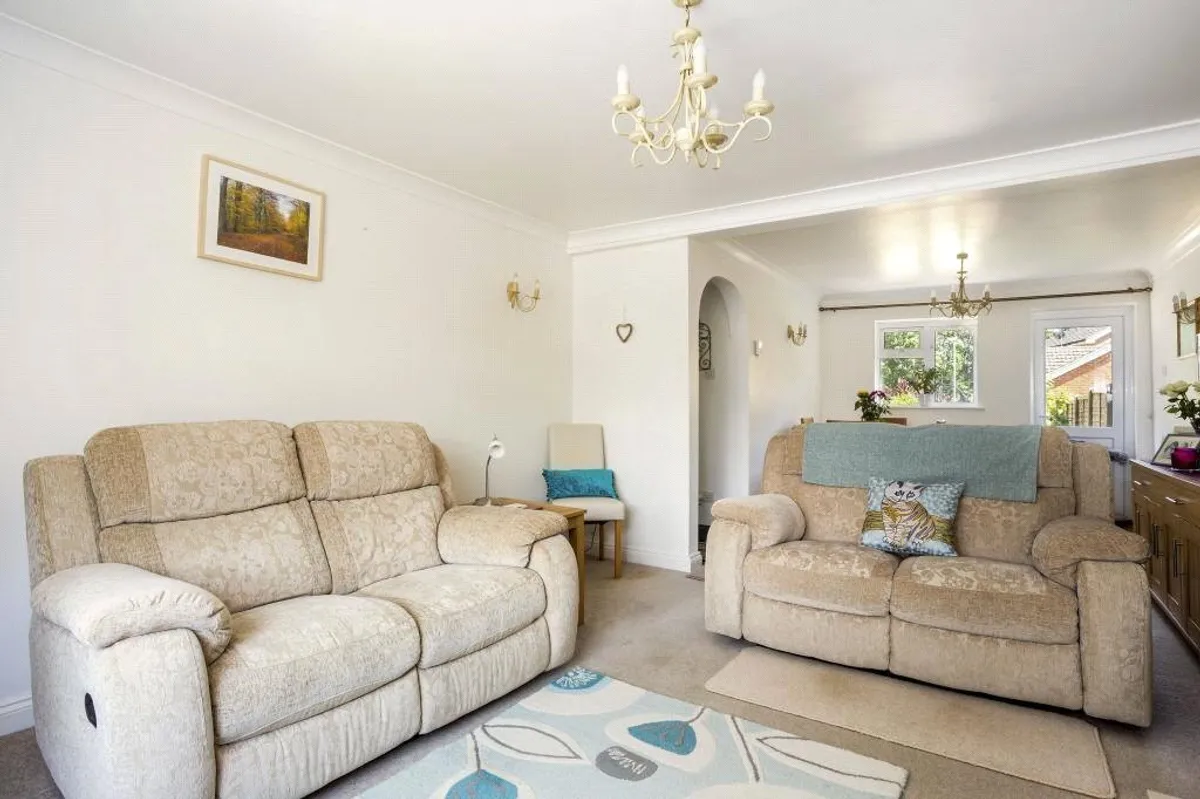 North Row, Bramley, RG26