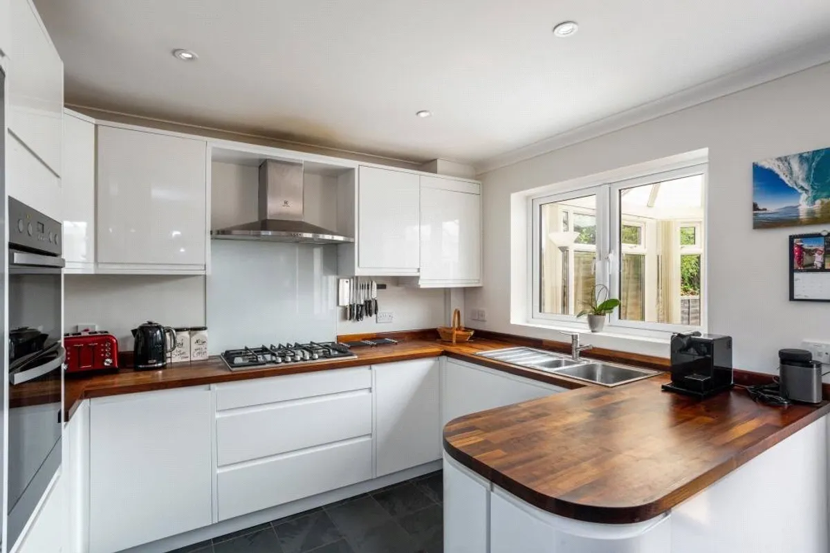 Wallis Drive, Bramley, Basingstoke, RG26