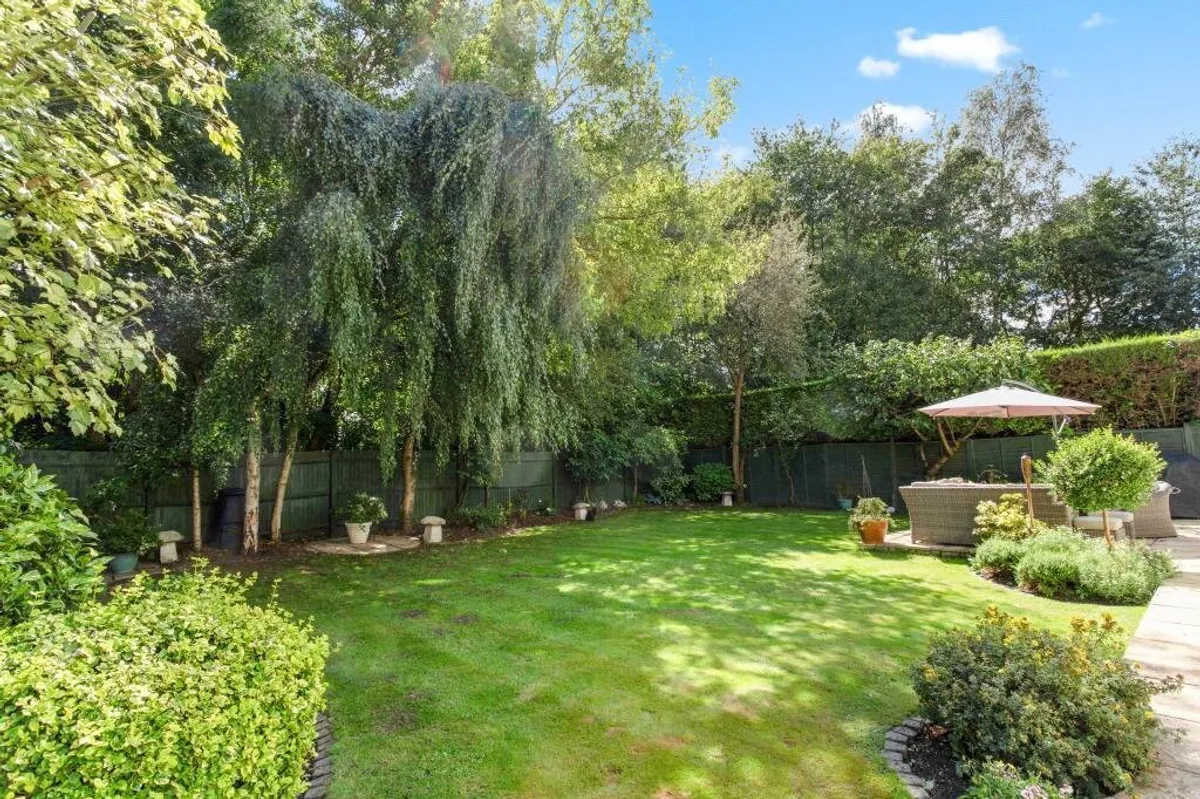 Yew Tree Close, Bramley Green, RG26