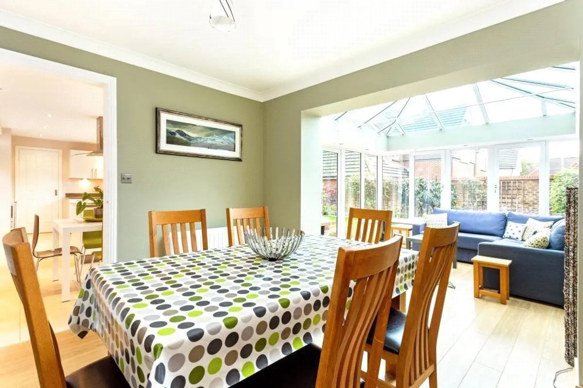 Wallis Drive, Bramley, Basingstoke, RG26