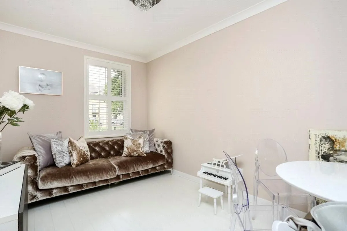 Buckland Terrace, Sherfield Park, RG27