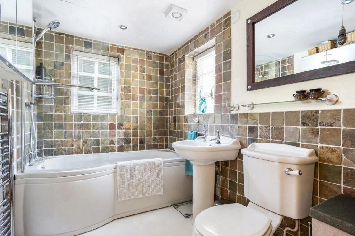 Gable Cottage, Sherborne St John, RG24