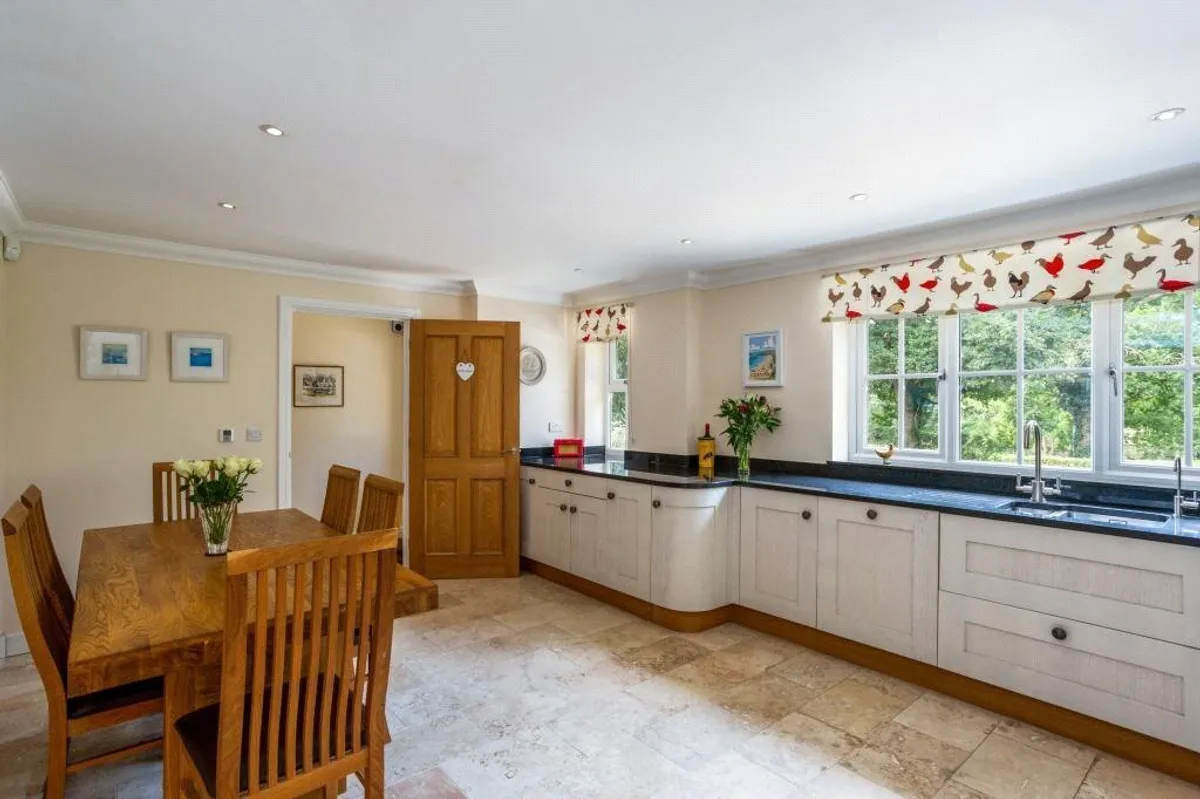 Leighton House, Pamber Green, RG26