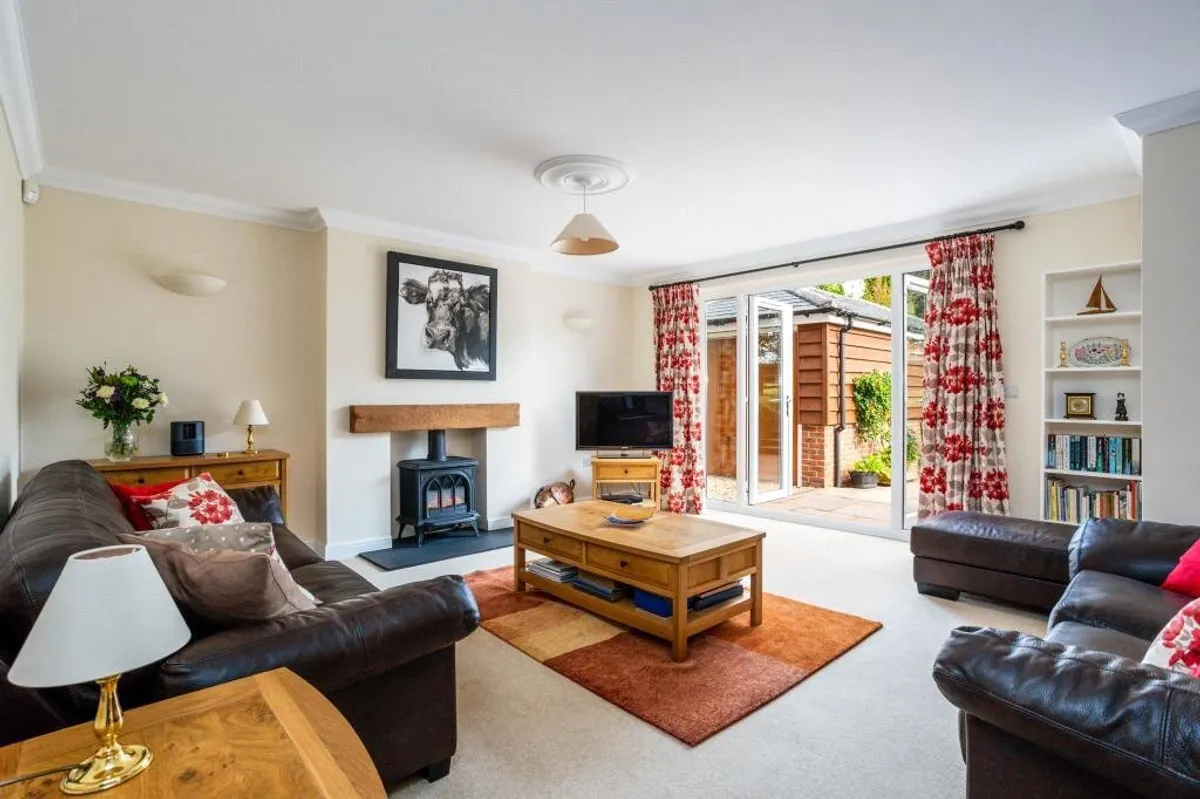Leighton House, Pamber Green, RG26
