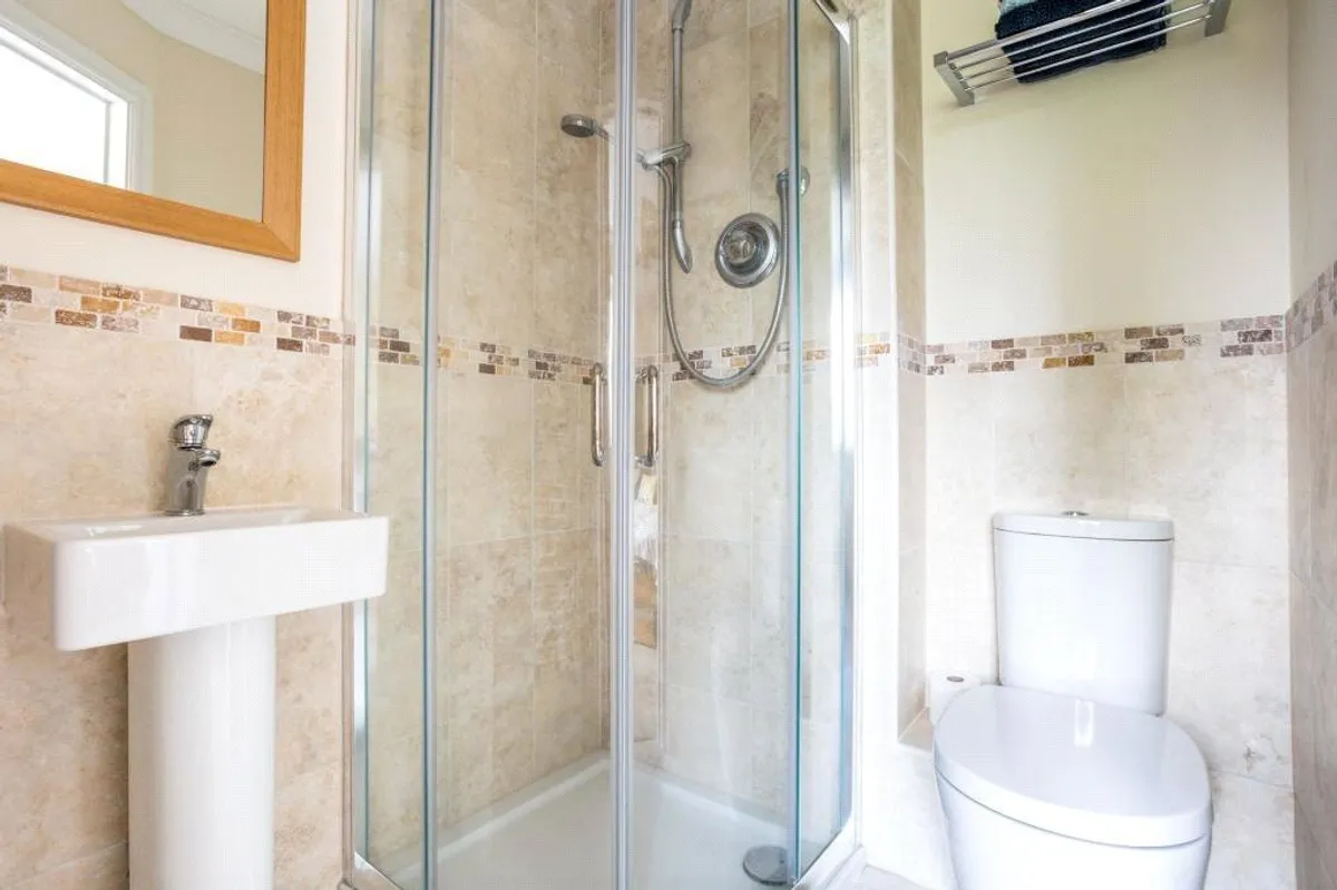 Leighton House, Pamber Green, RG26