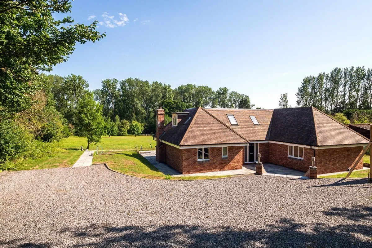 Lambs Lane, Swallowfield, RG7