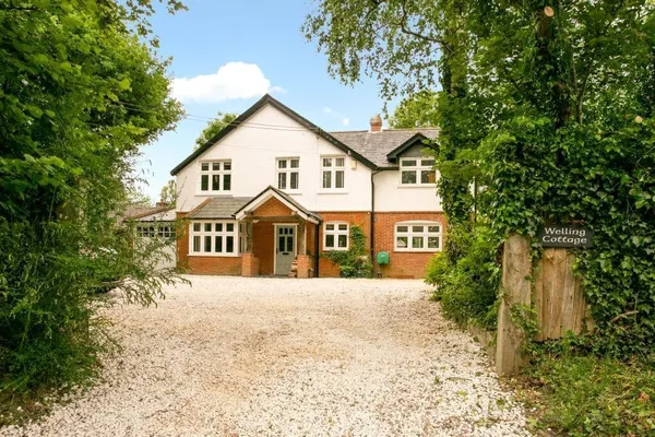 Sherfield Road, Bramley, RG26
