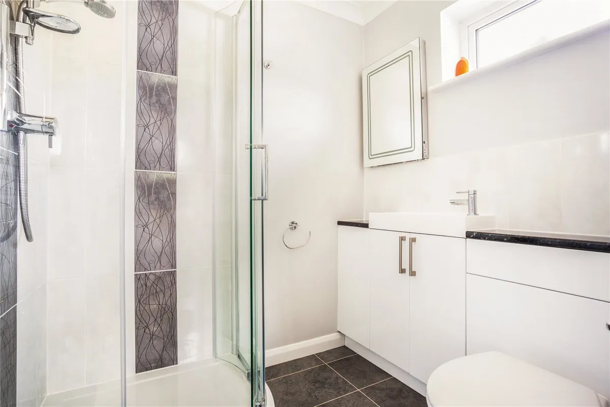 Poynings Crescent, Basingstoke, RG21