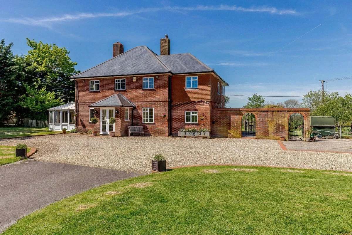 Knowl Hill, Kingsclere, RG20
