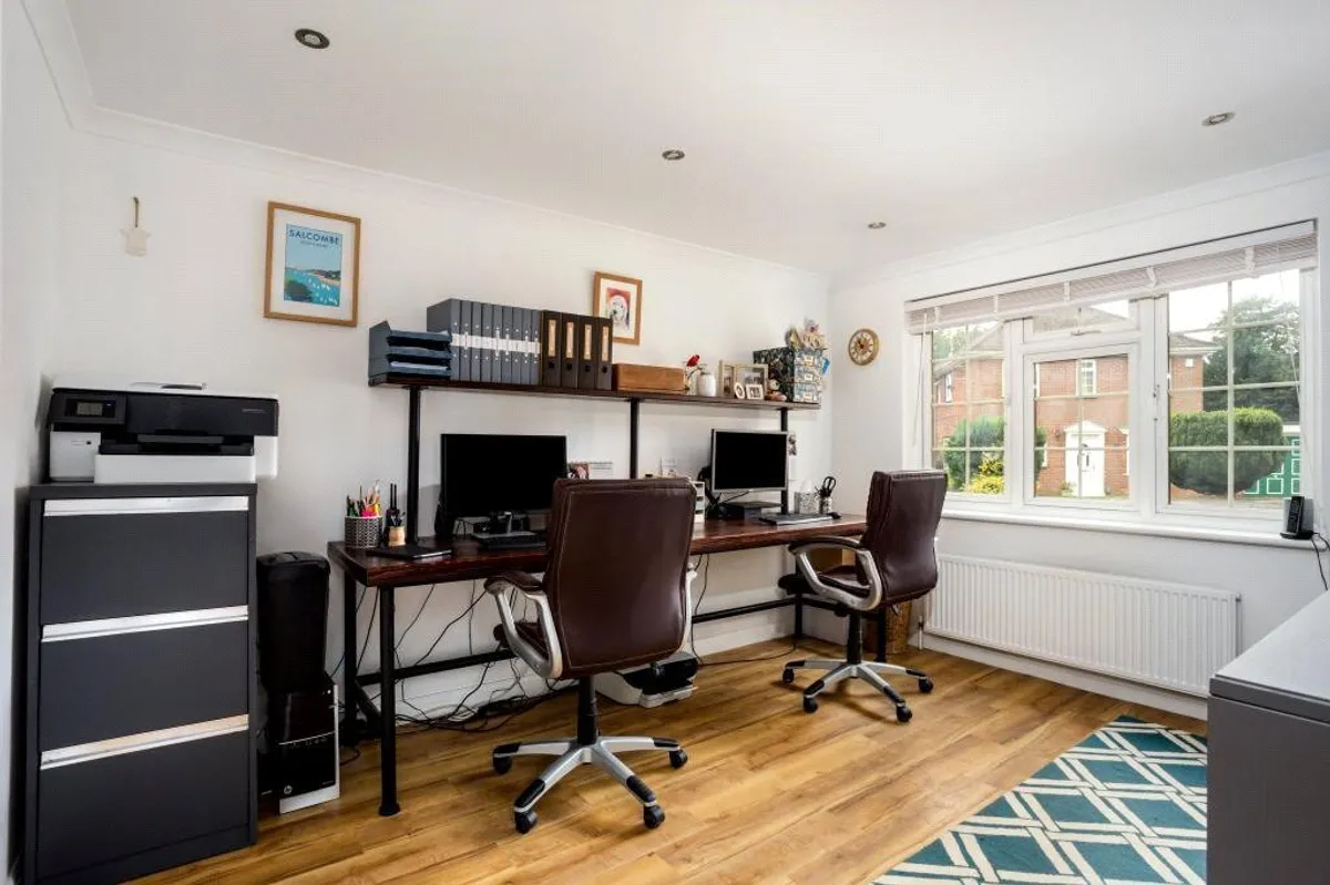 Wykeham Drive, Basingstoke, RG23