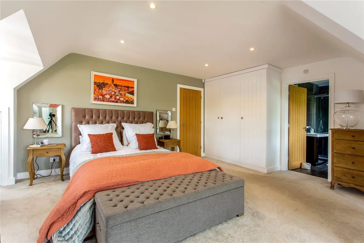 Coopers Lane, Bramley, RG26
