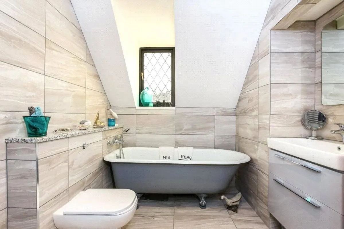 Yew Tree House, Monk Sherborne, RG26