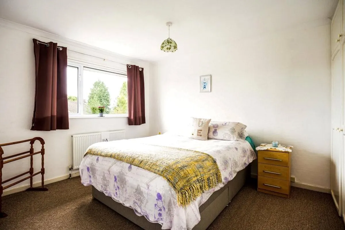 Kestrel Road, Kempshott, Basingstoke, RG22