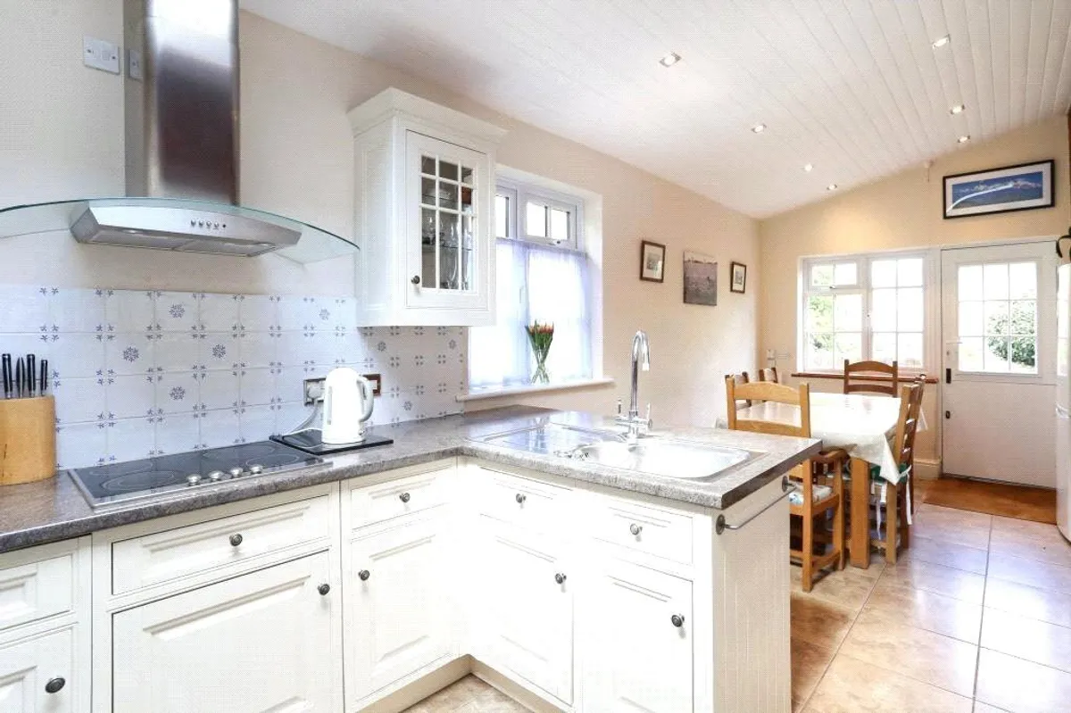 Ash Park Cottage, Steventon, RG25