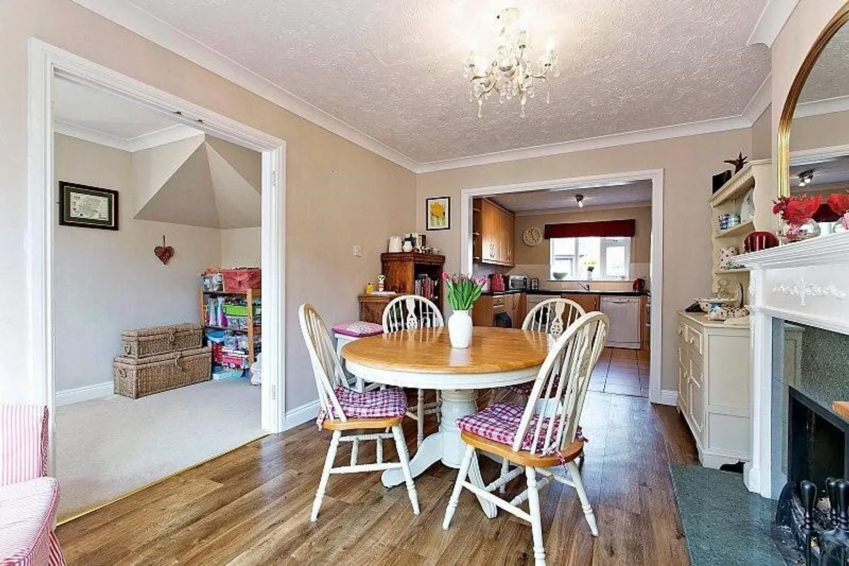 Meadow Rise, North Waltham, Basingstoke, RG25