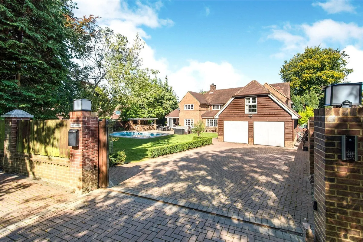 Skippetts Lane East, Basingstoke, RG21