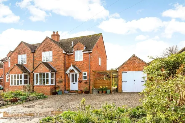 Hollyhock Cottage, Silchester, RG7