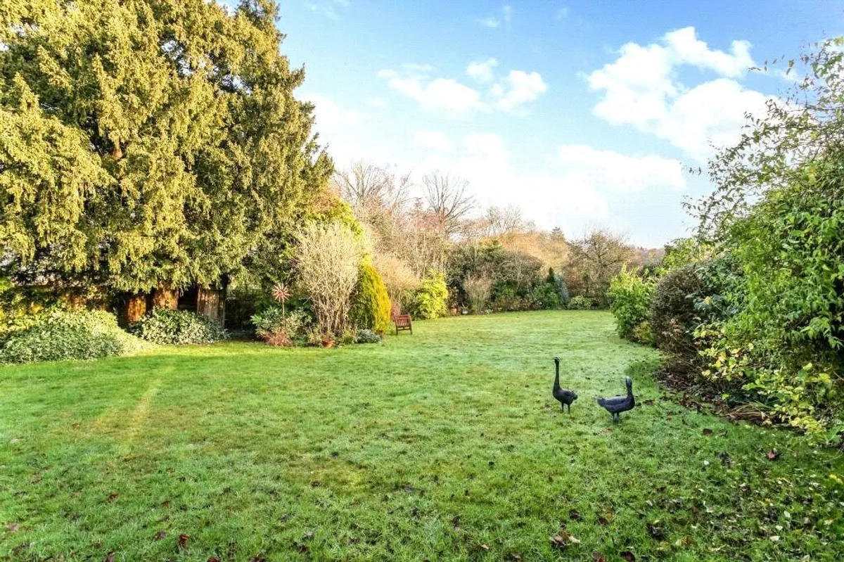 Yew Tree House, Monk Sherborne, RG26