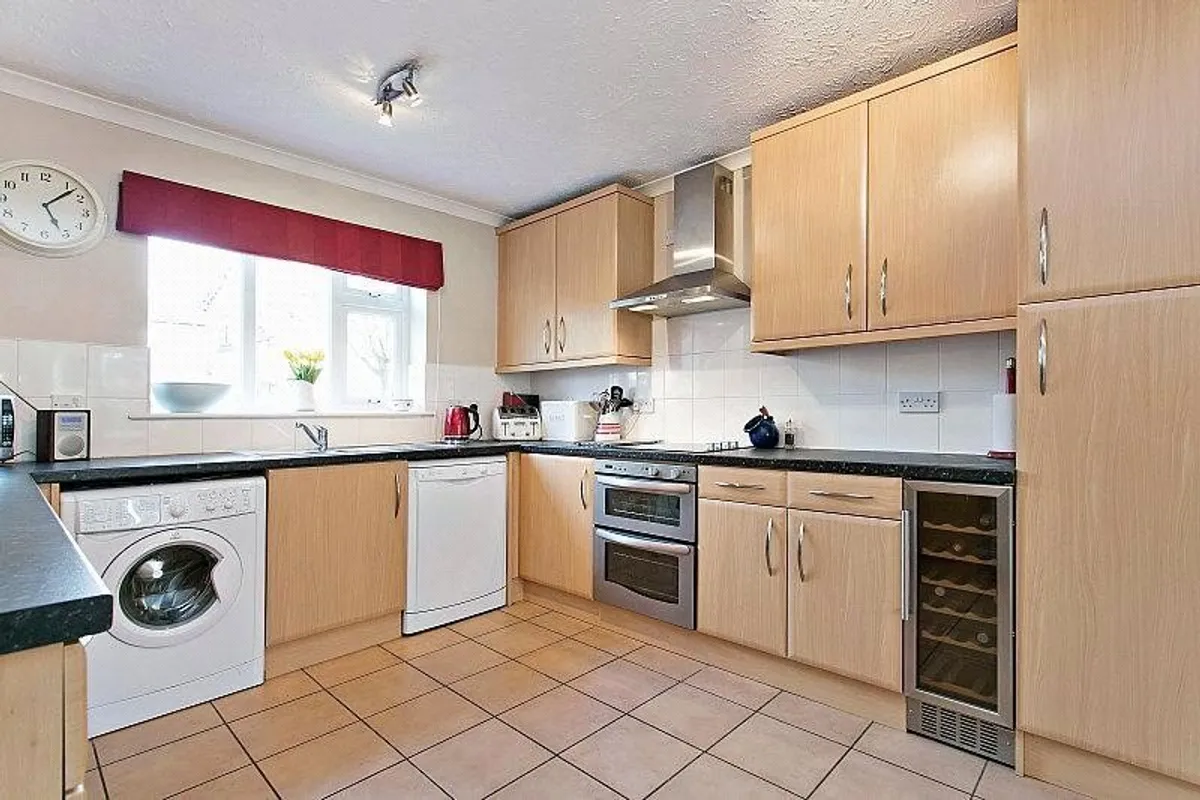 Meadow Rise, North Waltham, Basingstoke, RG25